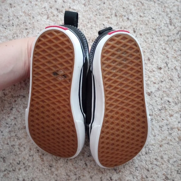 Old Skool Vans Toddlers Shoes - Picture 9 of 10